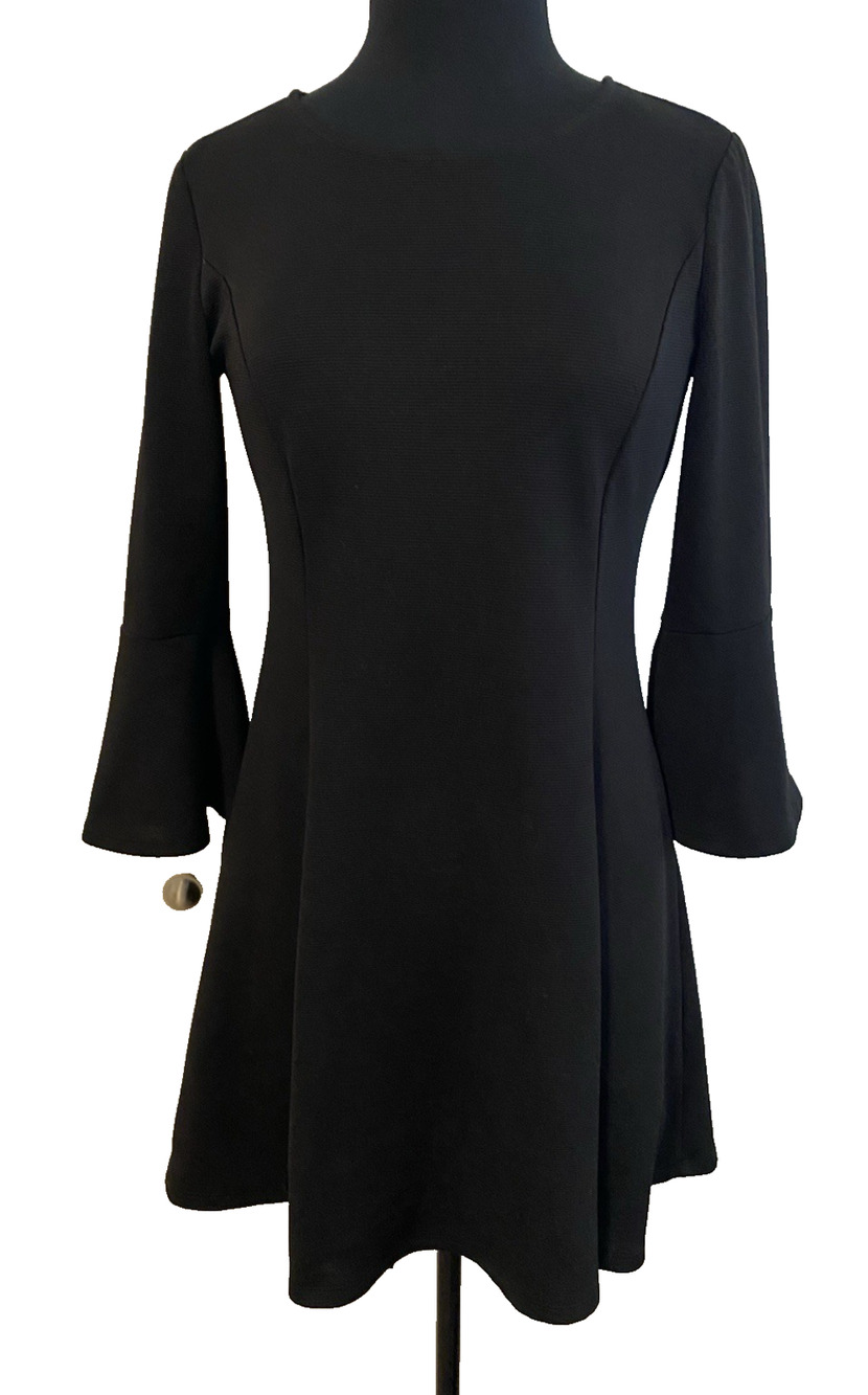 Magnolia Skye Dark Mini Dress Size Medium Black Boho Whimsgoth Flutter Sleeves